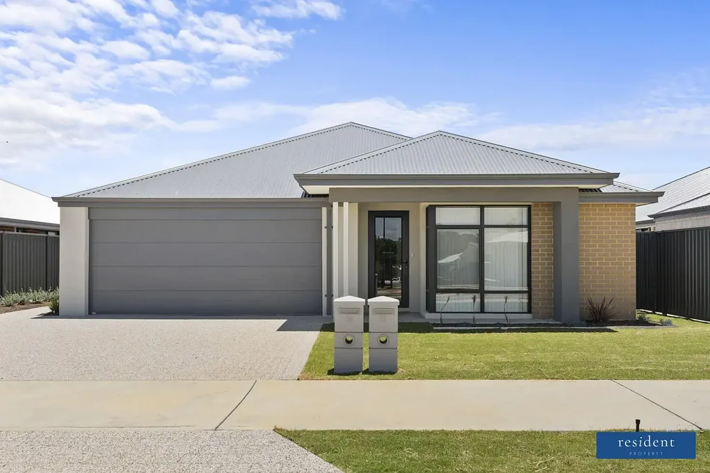 Modern Comfort, Low Maintenance Living