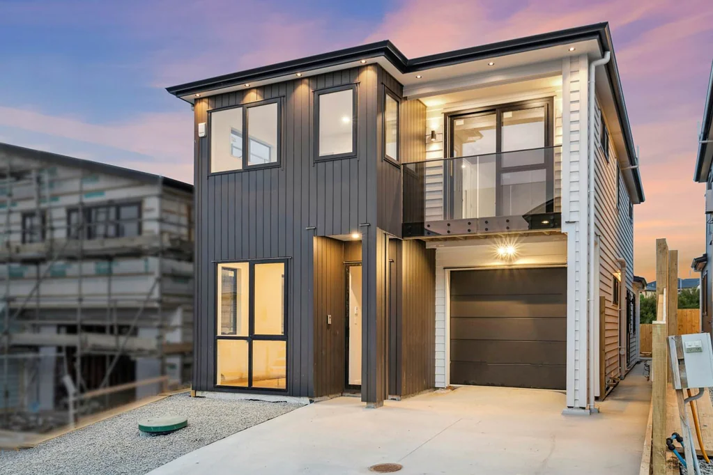 16 Adamson Road, Flat Bush, Manukau City, Auckland