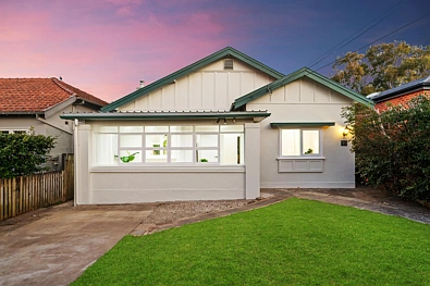 Willoughby 3 Bedroom Classic Bungalow Appeal in Prized North Willoughby Address