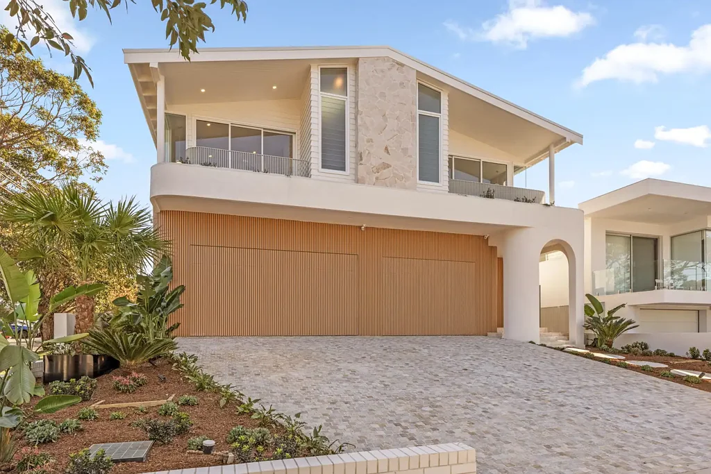 Cronulla 4Kwarto Sophisticated Design, Exceptional Family Living