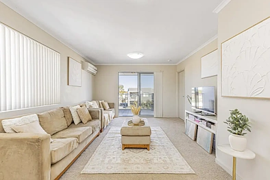 Currambine 1chambre Prime Location with Resort-Style Pool Views