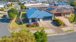 66 Sandalwood Crescent, Griffin