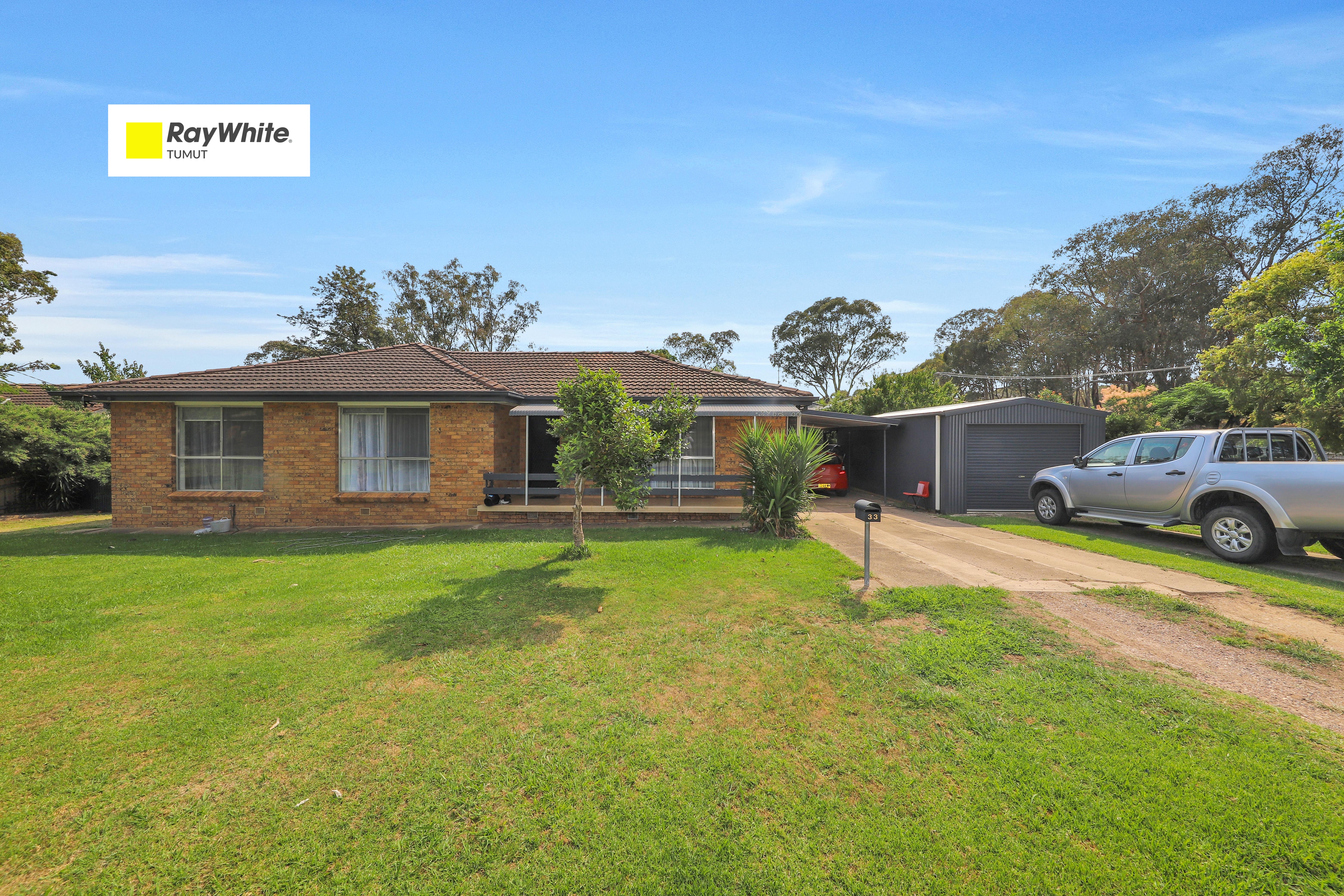 33 QUANDONG AV, TUMUT NSW 2720, 0部屋, 0バスルーム, House