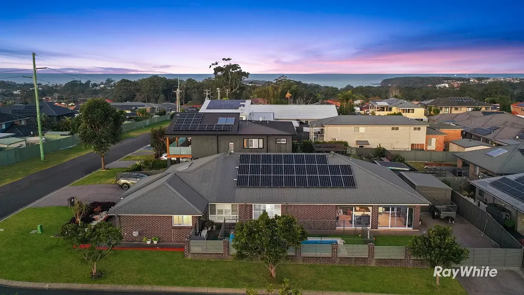 Ulladulla 5 Bedroom Private Oasis with separate guest accommodation!