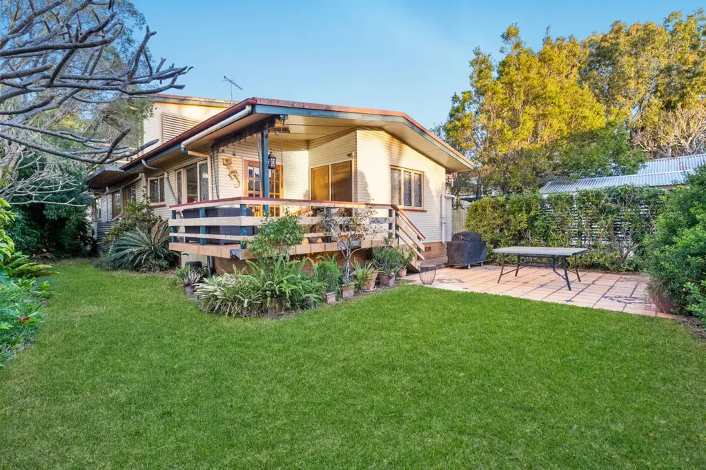 Geebung 6 Bedroom Endless Potential in Prime Geebung Location
