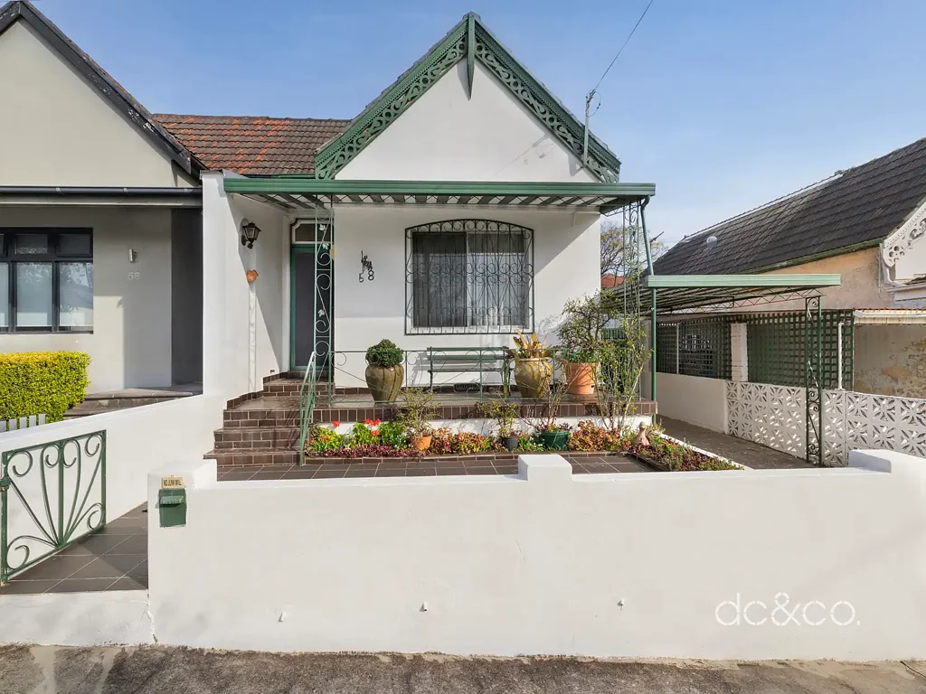 Leichhardt 3 Slaapkamer Renovator's dream in Leichhardt's heart