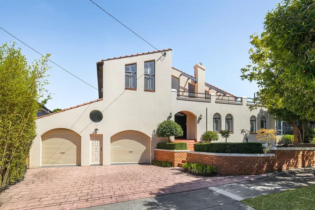 1 Moresby Avenue, Bulleen, VIC 3105