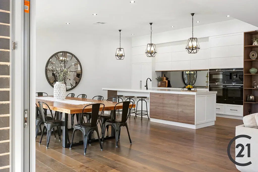 Findon 3બેડરૂમ Renovated Elegance with Space to Entertain