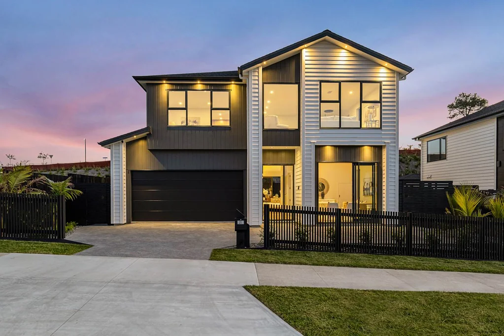 Millwater 6Kwarto Stunning Family Home & Granny Potential