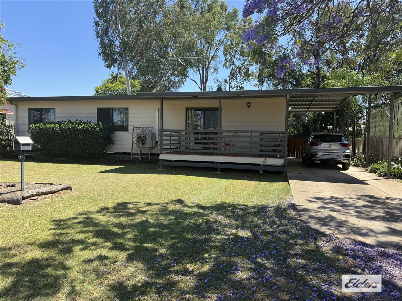 37 ZELLER ST, CHINCHILLA QLD 4413, 0房, 0浴, House