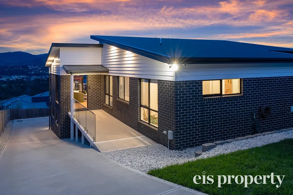 11 Alexa Drive, Austins Ferry, TAS 7011