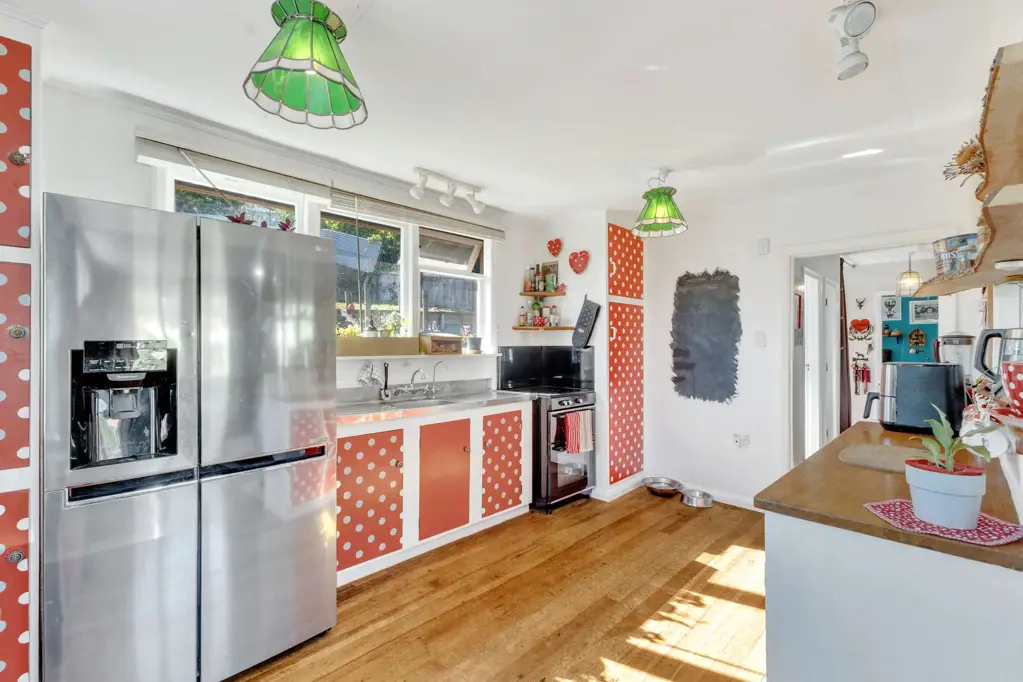Vogeltown 3Moenga Full of Character, Space & Potential