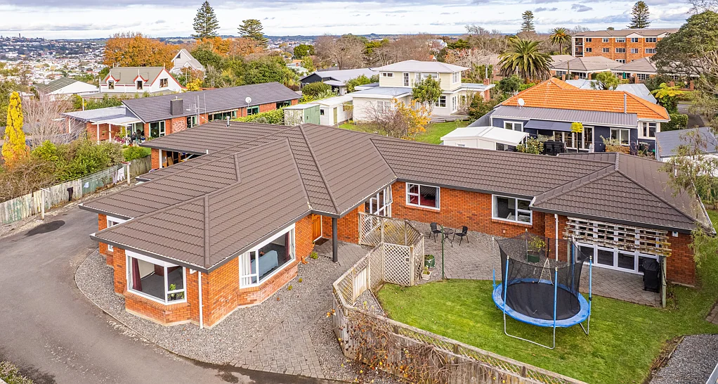 Saint Johns Hill 5Habitaciones Rare opportunity, top location