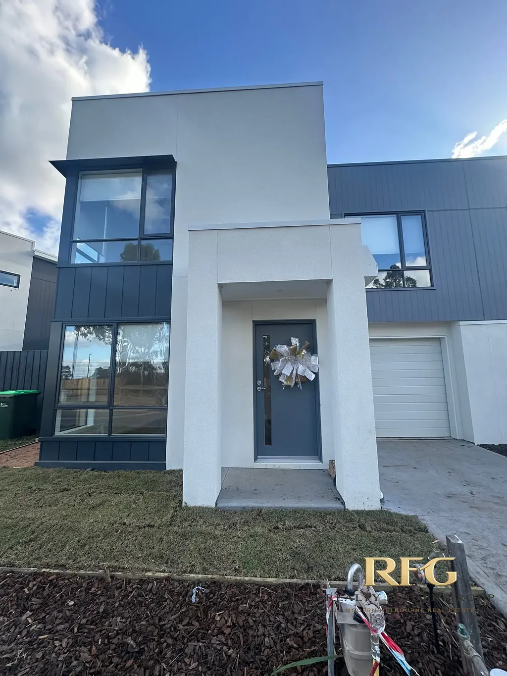 Modern & Convenient Family Living in South Morang