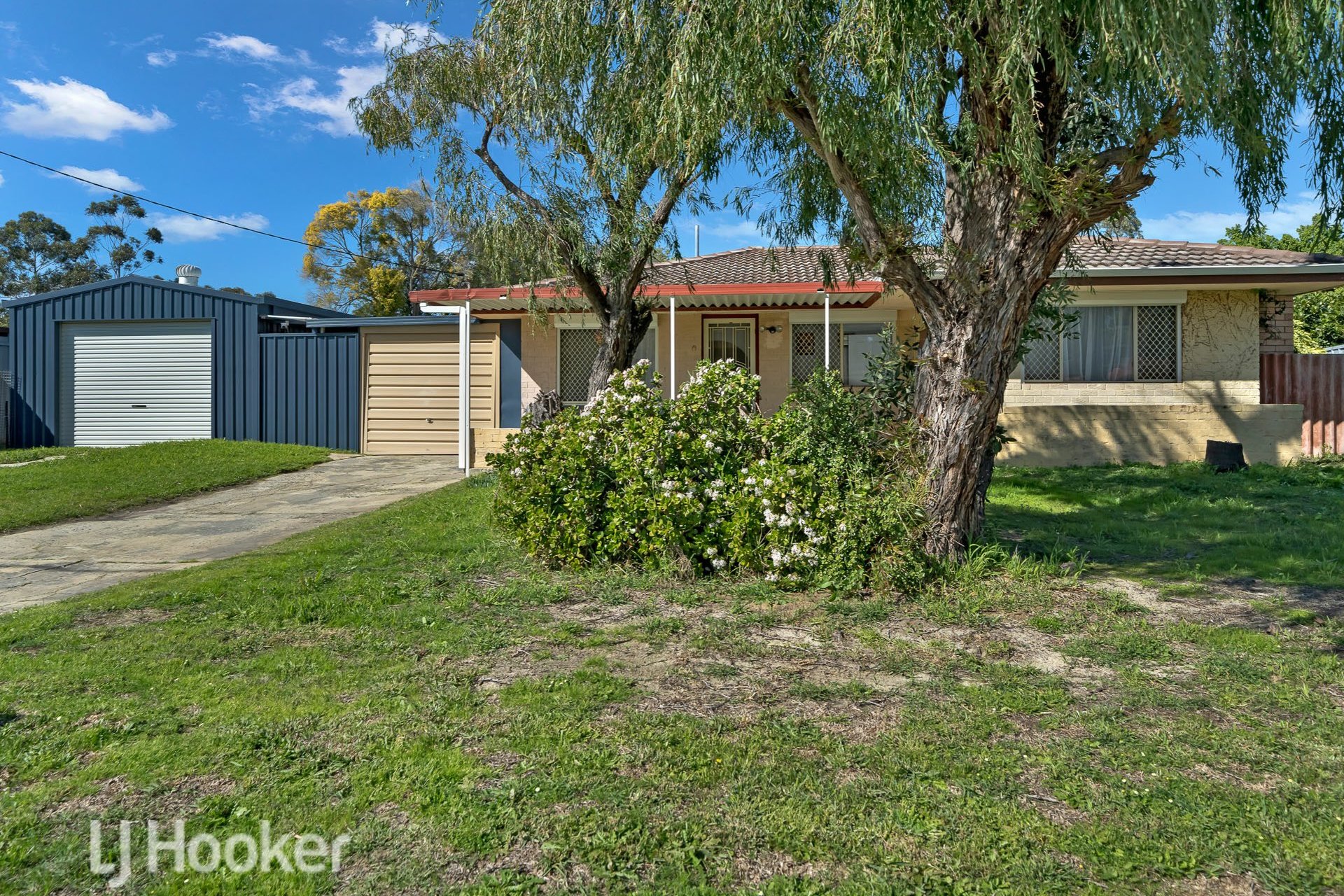 11 OLEANDER ST, MADDINGTON WA 6109, 0 habitaciones, 0 baños, House