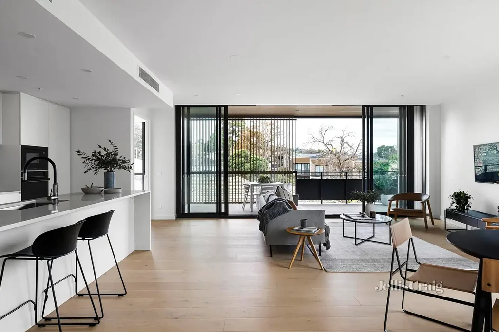 Ivanhoe East 3ห้องนอน Expansive Living In Parkland Precinct