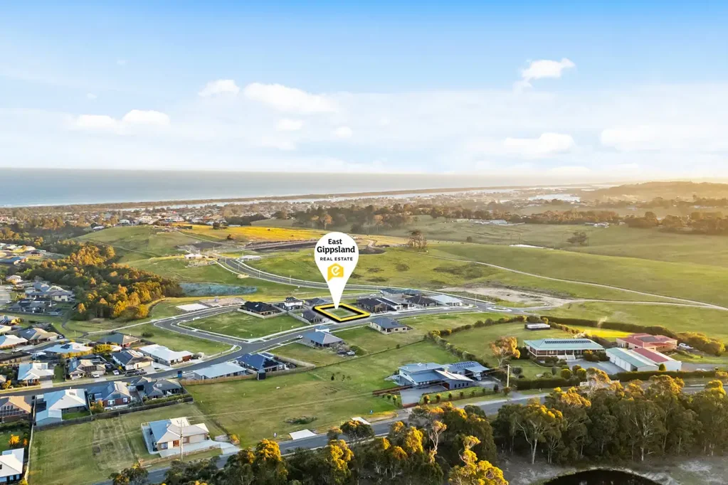 Lakes Entrance Prime Elevated Block with Stunning Coastal Outlook – Lakes Entrance