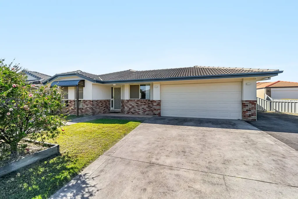 Yamba 3房  Easy Living, Everyday Convenience & Priced to Sell