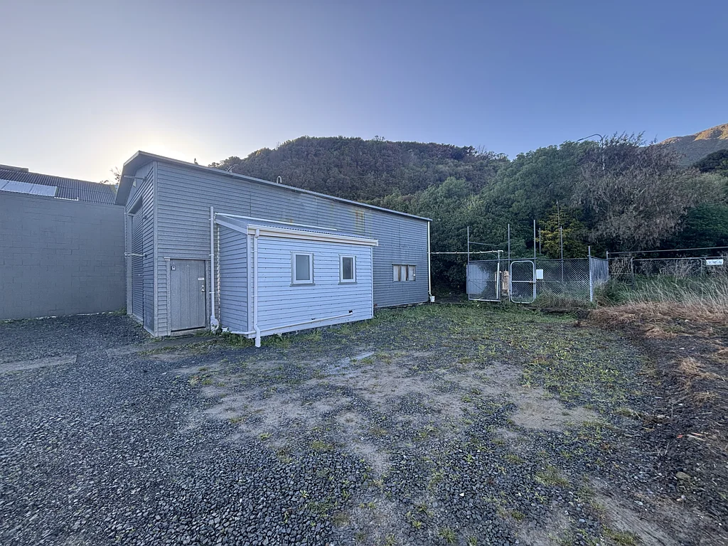 Waiwhetu Affordable and versatile workshop opportunity