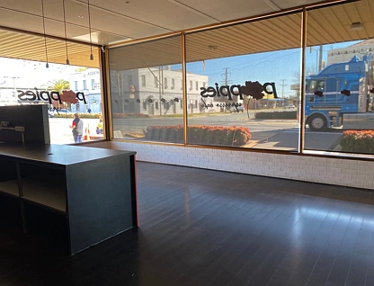 Shops 8 & 9/138-144 Murray Street, Finley, Murray, 0 Kuwarto, 1 Banyo, Studio
