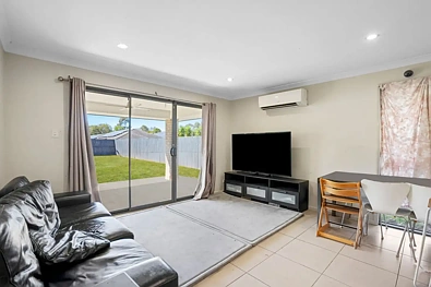 13 Bernard Circuit, Yarrabilba, QLD 4207, 4 Schlafzimmer, 2 Badezimmer, House
