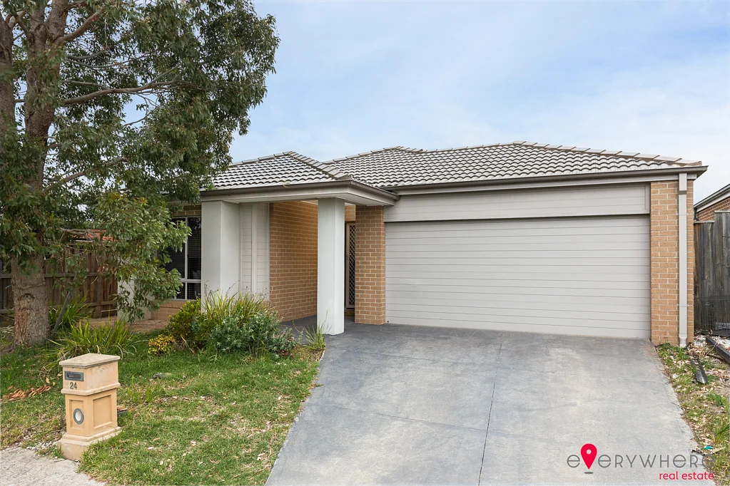 24 Casino Parade, Point Cook, VIC 3030