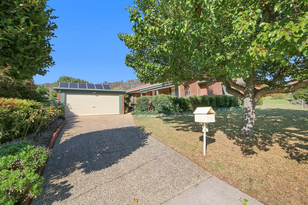 5 Bruce Street, West Wodonga, VIC 3690