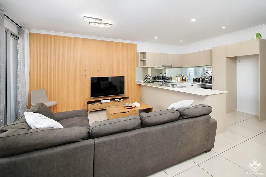 18/430 Pine Ridge Road, Coombabah, QLD 4216
