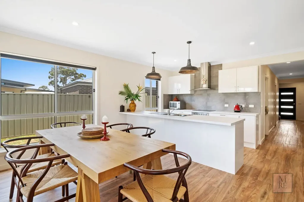 Mansfield 3房  Modern, low maintenance living in lovely, quiet court