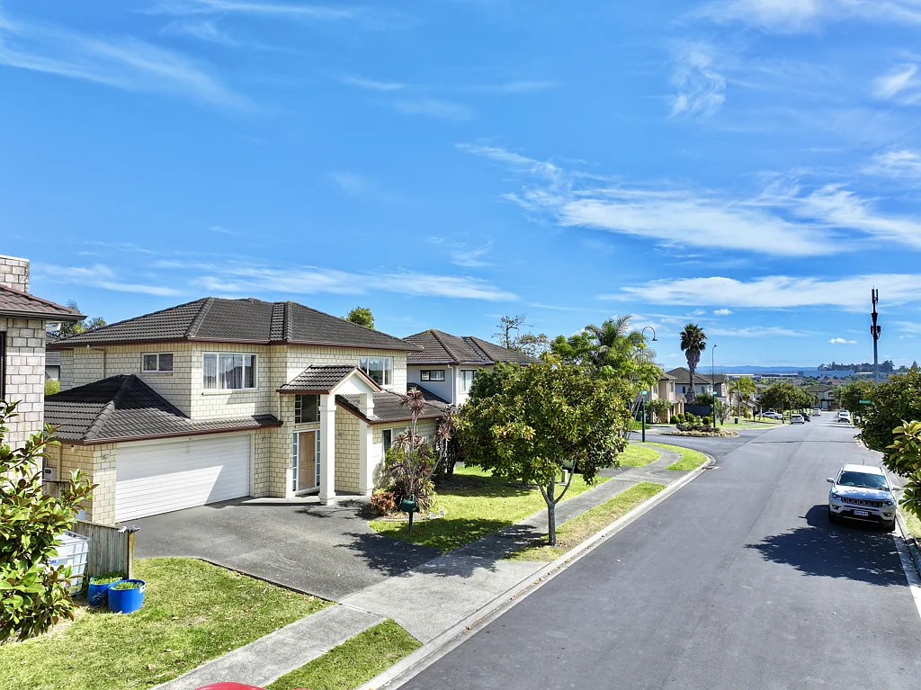 3 Bridgefield Crescent, Flat Bush, Manukau City, Auckland