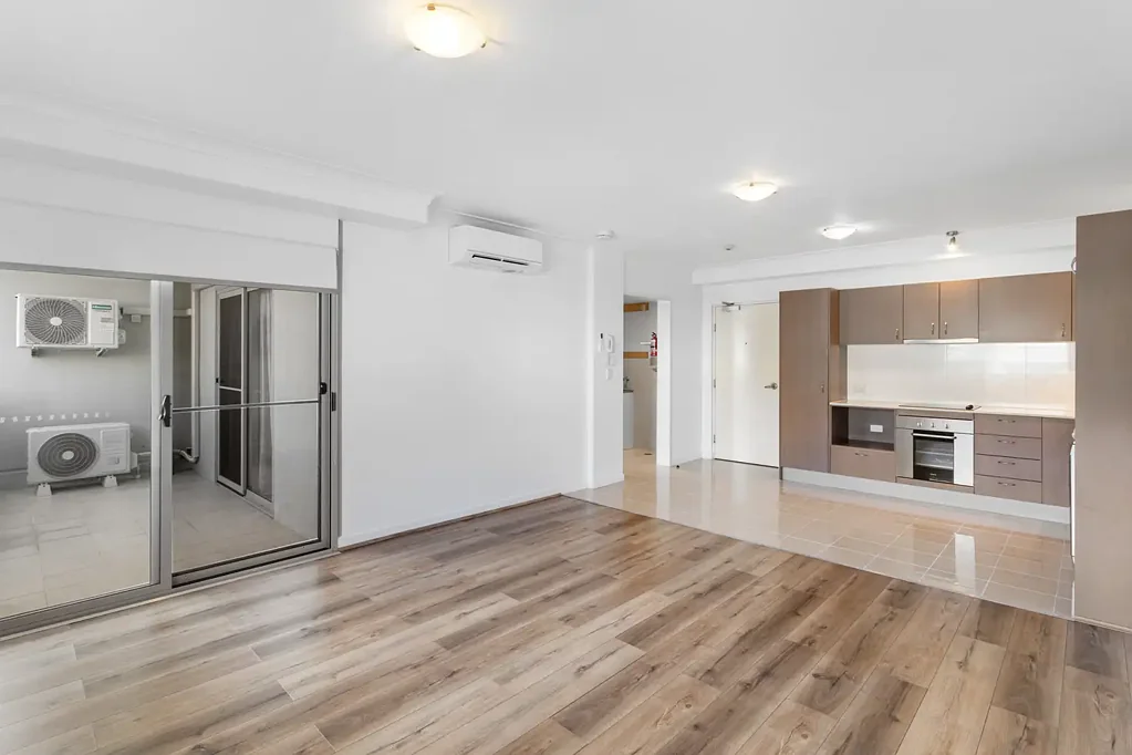 Deception Bay 1 Bedroom Stylish Bayside Living in the Sought-After Gloria Apartments