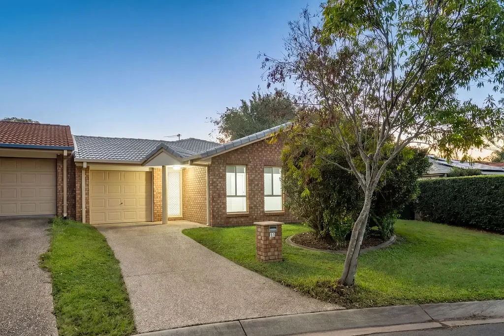 Rocklea 3 Slaapkamer Lowset brick home in a quiet Cul-de-sac!