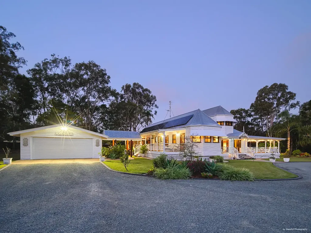12 Burralong Drive, Wondunna, QLD 4655