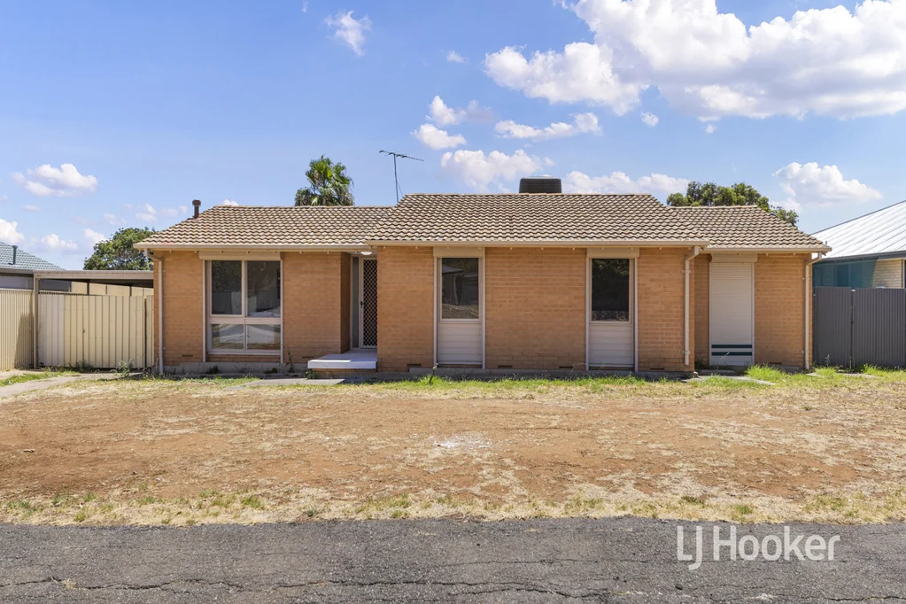 3 Conmurra Court, Craigmore, SA 5114