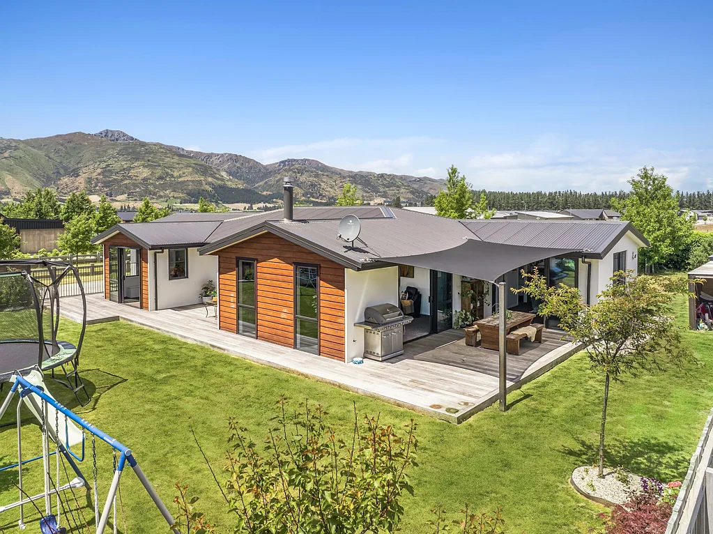 9 Isthmus Place, Lake Hawea, Queenstown-Lakes, Otago