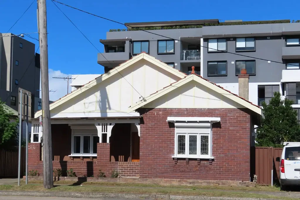 Spacious Family Home in Sought-After Kogarah Bay