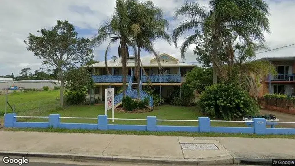 Beachfront upstairs unit