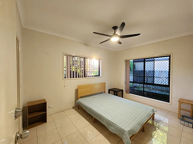 地址保密, Robertson, QLD 4109, 2房, 1浴, Apartment
