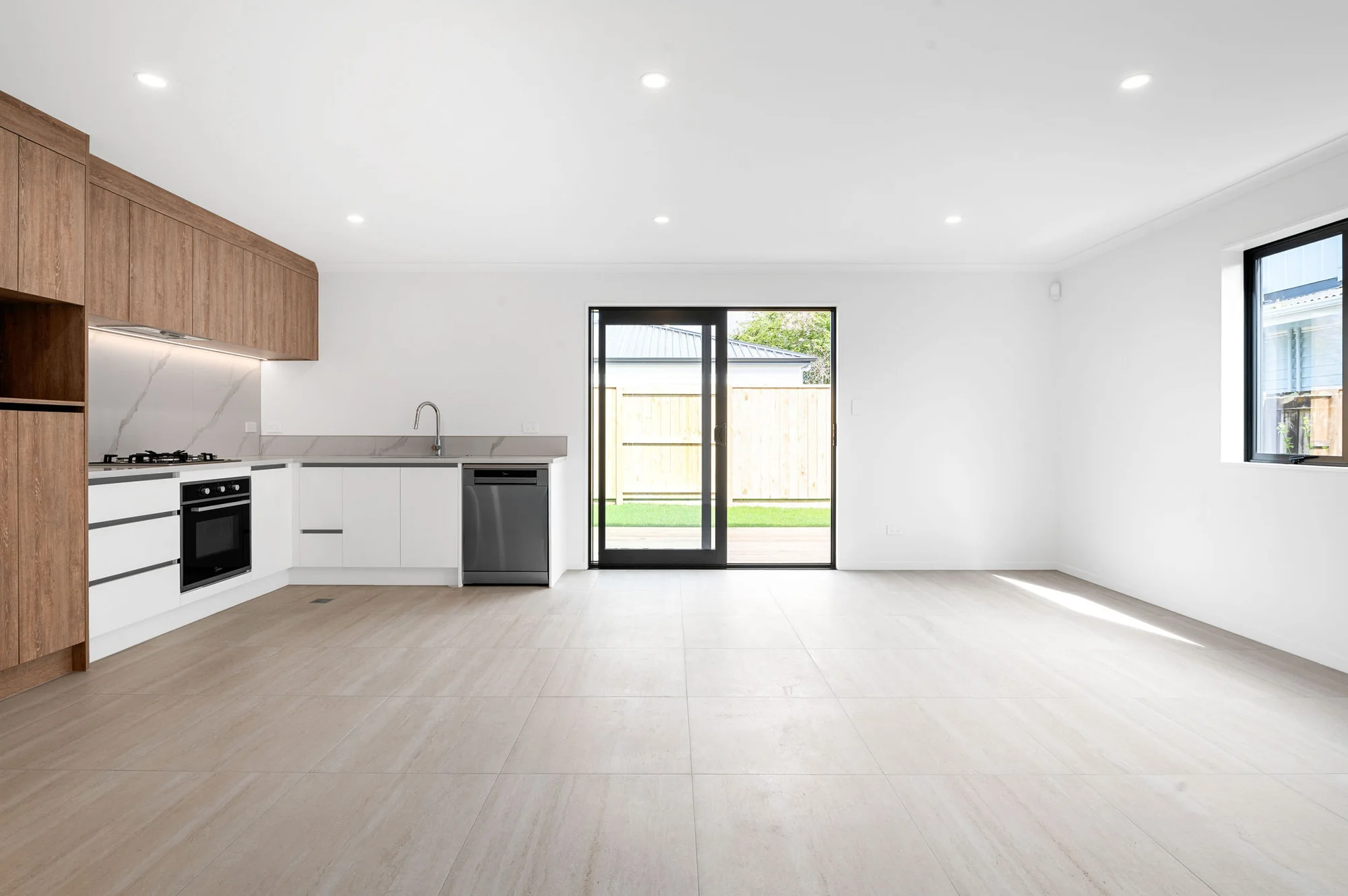 2/239 Tramway Road, Enderley, Hamilton, Waikato, 2 Schlafzimmer, 1 Badezimmer, Townhouse