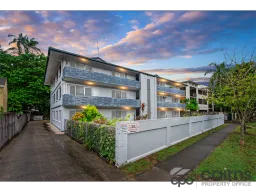 2/31 Digger Street, Cairns North