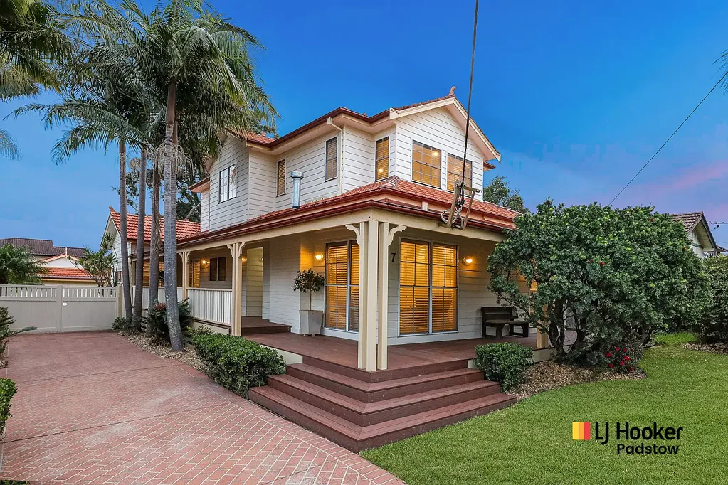 7 Bell Street, Panania, NSW 2213
