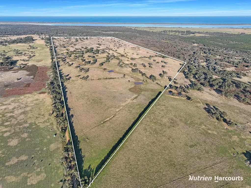 680 Hawkins Road, Longford, VIC 3851