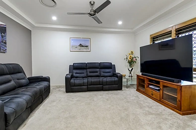10 Firewheel Place, Narangba, QLD 4504, 5 habitaciones, 3 baños, House