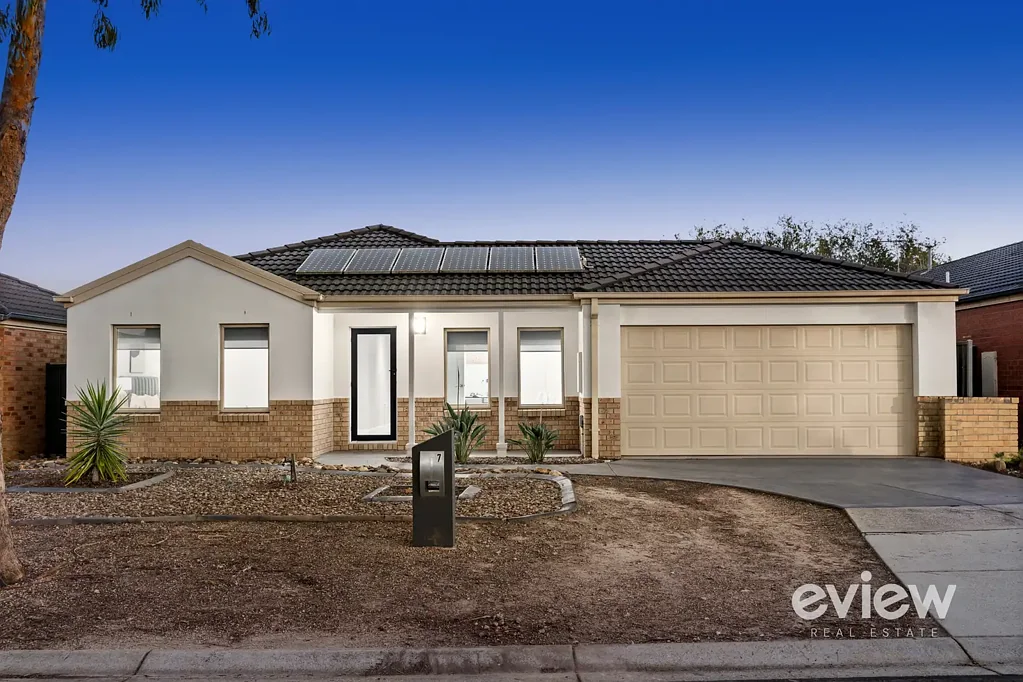 7 Melliodora Court, Manor Lakes, VIC 3024