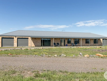 16 Ford's Road, Morrisons, VIC 3334, 4 ਕਮਰੇ, 2 ਬਾਥਰੂਮ, House