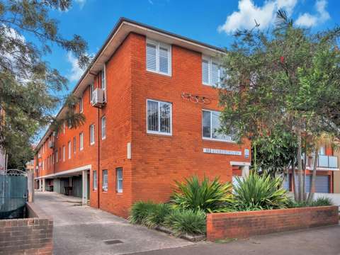 Mascot 1 Bedroom An ideal first home or investment