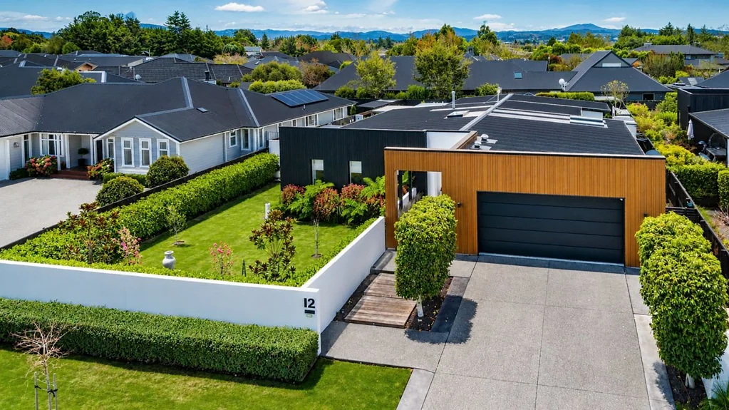 Rangiora 4房  Luxury Meets Lifestyle - With 3 Car Garaging .
