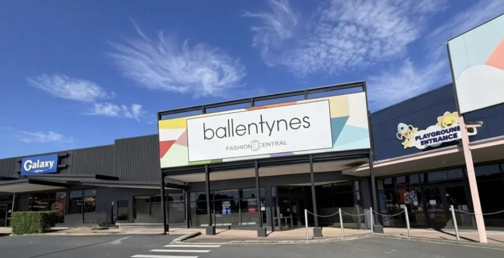 Botany Downs  Large Format Retail Space | THE HUB BOTANY