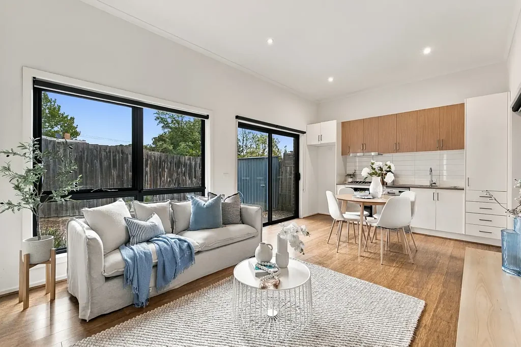 Reservoir 2Zimmer Stylish, Low-Maintenance Living in a Convenient Reservoir Location