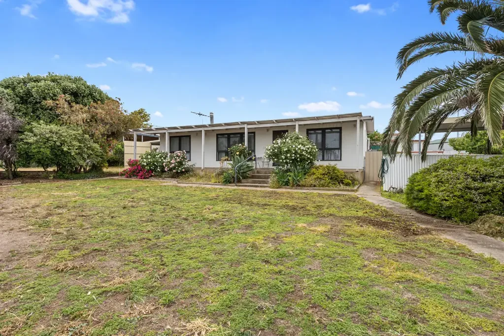 2 Hardy Street, Port Vincent, SA 5581